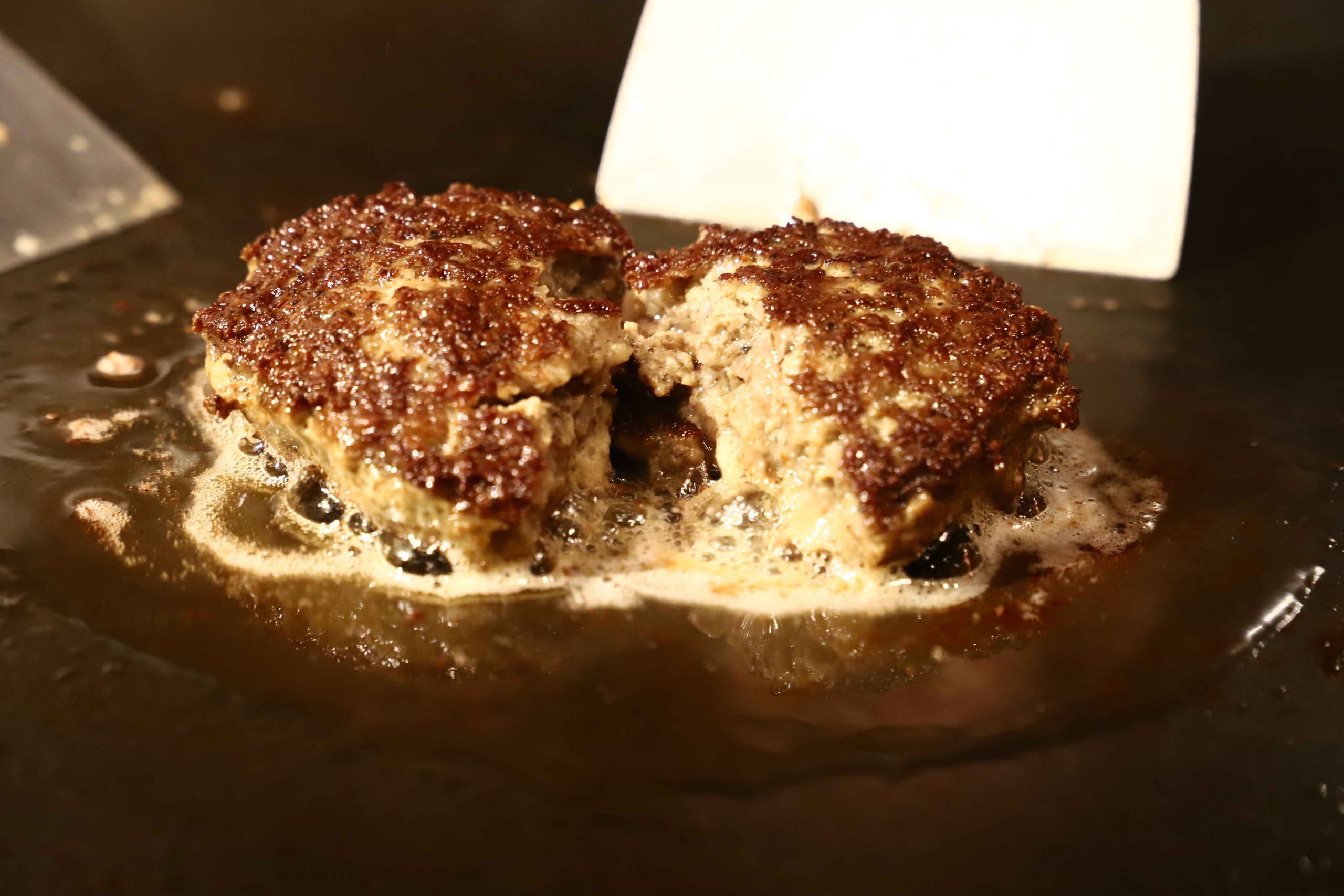 美味しいハンバーグランチが食べたい 宇都宮でおすすめをお探しなら 栃木県宇都宮の鉄板焼きステーキ世里花 公式